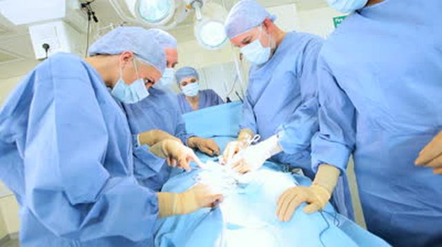 Операция должна быть проведена, если у человека обнаружено хотя бы одно абсолютное показание